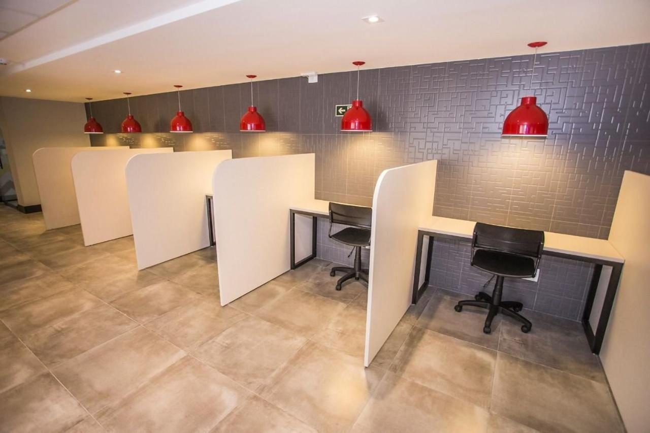 Cama King, Solteiro E Berco - All1401 Apartamento Curitiba