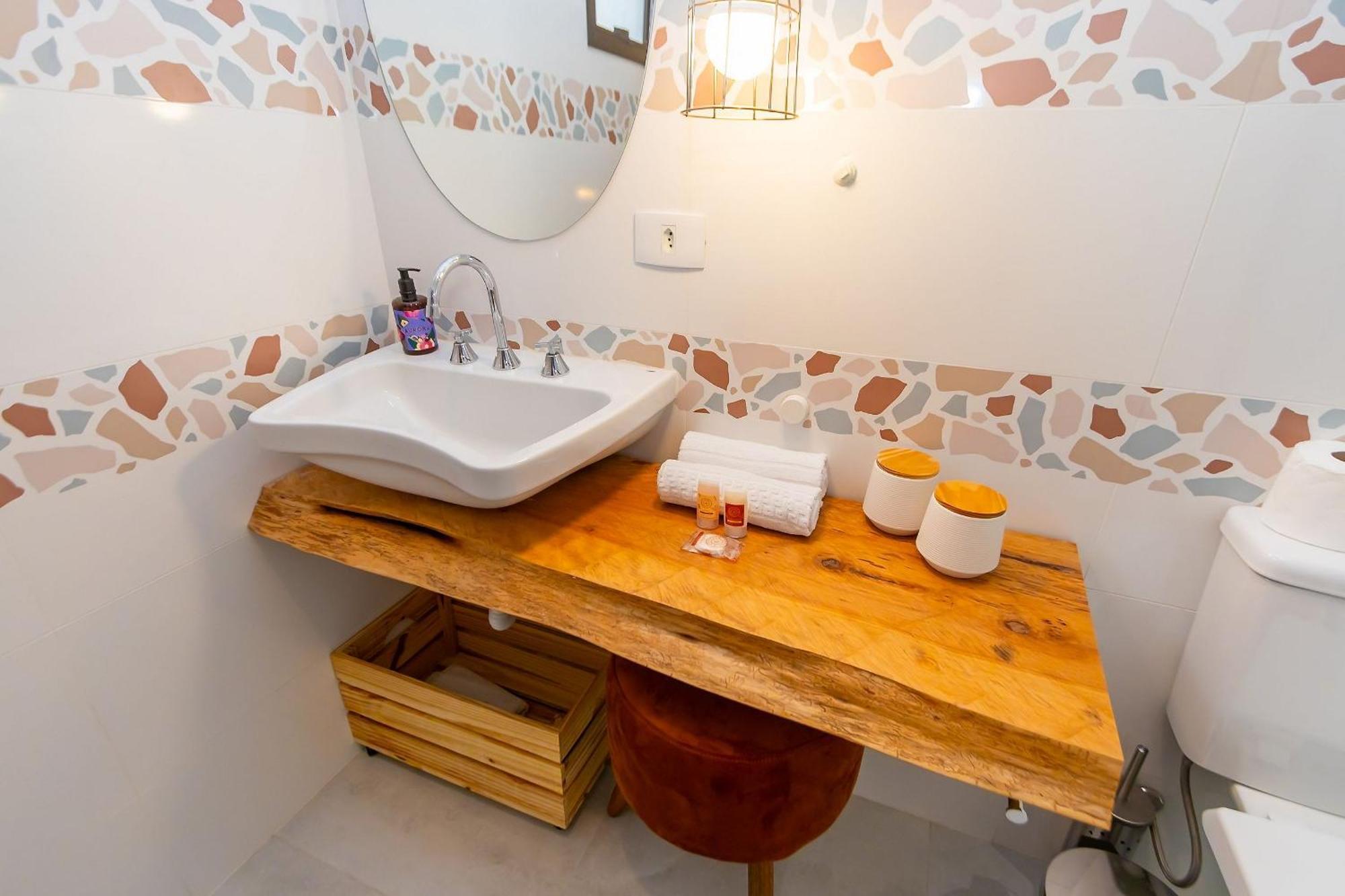 Apartamento Cama King, Solteiro E Berco - All1401 Curitiba