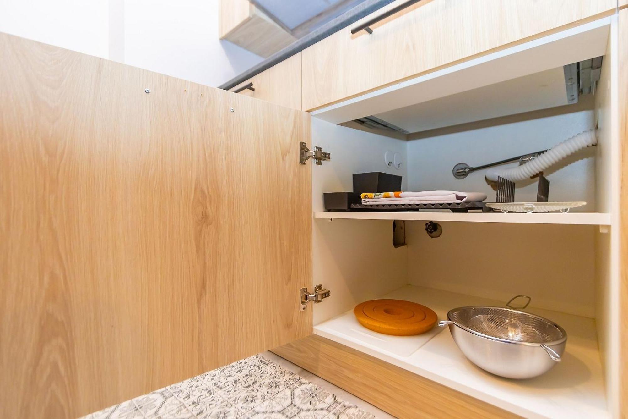 Apartamento Cama King, Solteiro E Berco - All1401