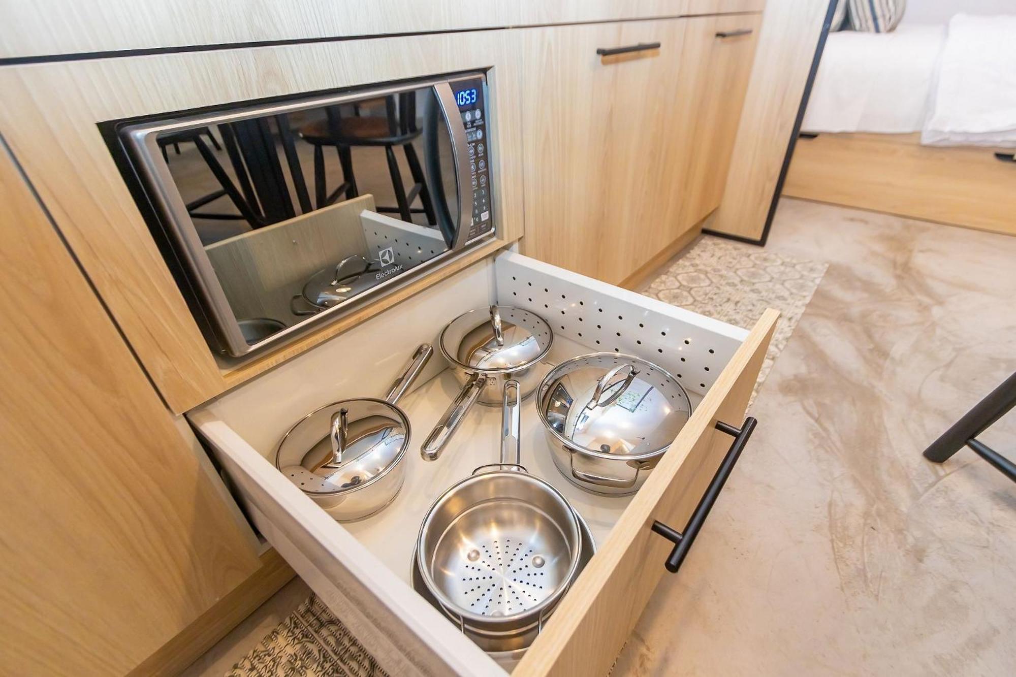 Apartamento Cama King, Solteiro E Berco - All1401 Curitiba