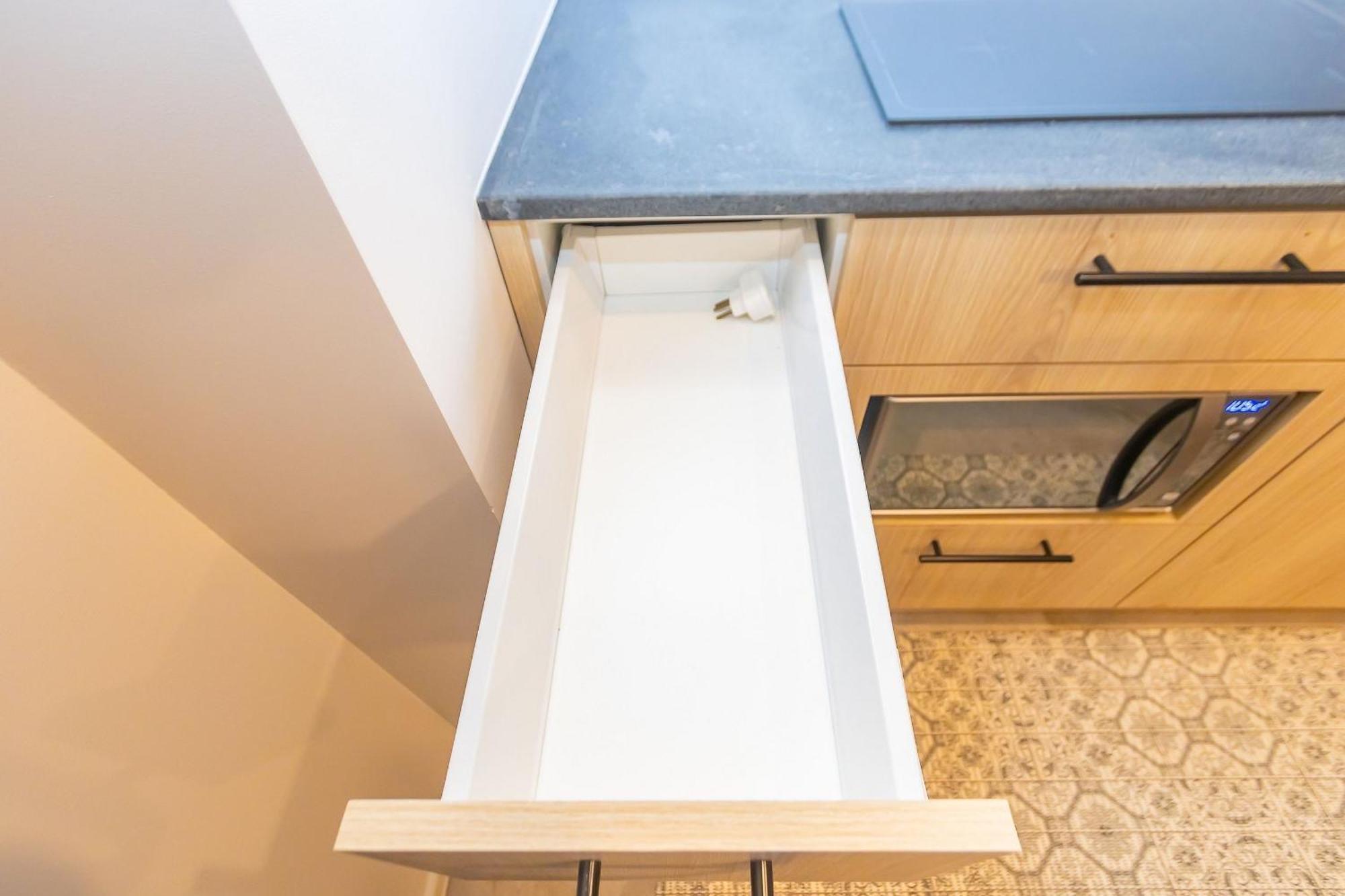 Cama King, Solteiro E Berco - All1401 Apartamento